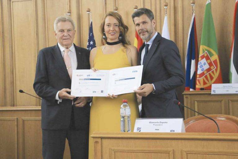 Горещи новини | Лили Борисова – за баскета и футбола на Моуриньо, Бобан и Джи Сун Парк