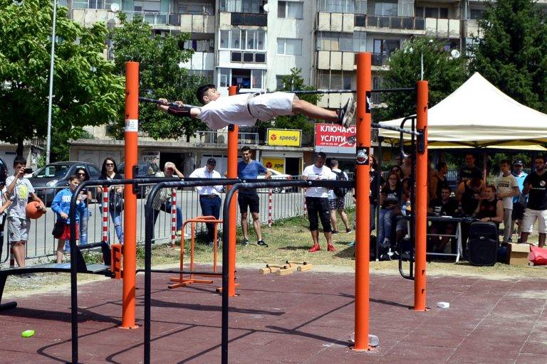 Велико Търново домакинства кръг от шампионата по стрийт фитнес