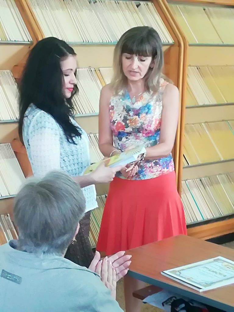 Общество | Държавният архив връчи награди по повод Международния ден на архивистите