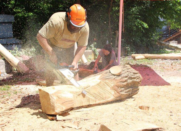 Общество | Нови арт съоръжения за спорт и игра  ще забавляват децата на Ксилифор