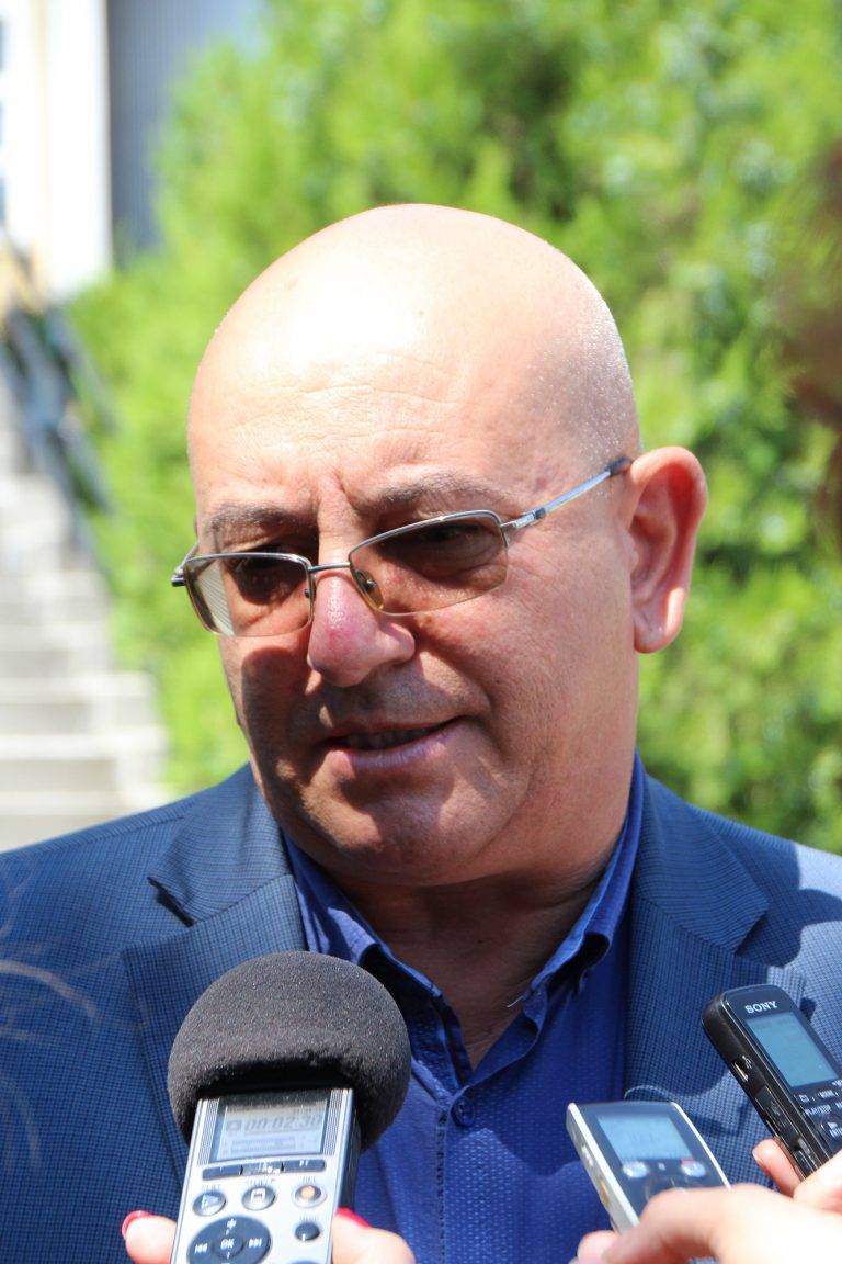 Горещи новини | Емил Димитров – Ревизоро:  “Не може да има два стандарта за инвеститорите”