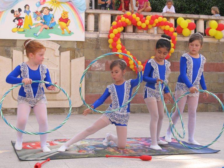 Забавен празник имаха децата на Лясковец