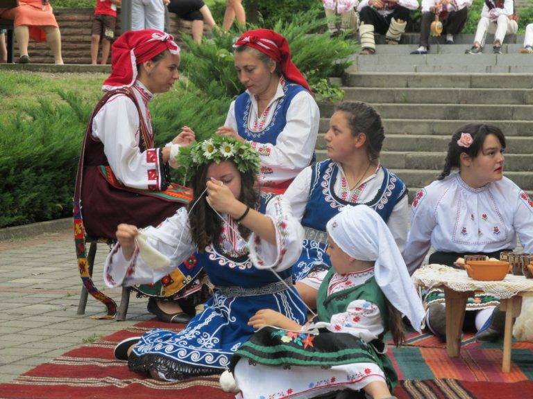 Чудна седянка организираха самодейци за празника на Лясковец