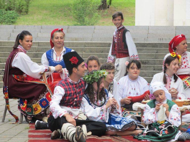 Чудна седянка организираха самодейци за празника на Лясковец