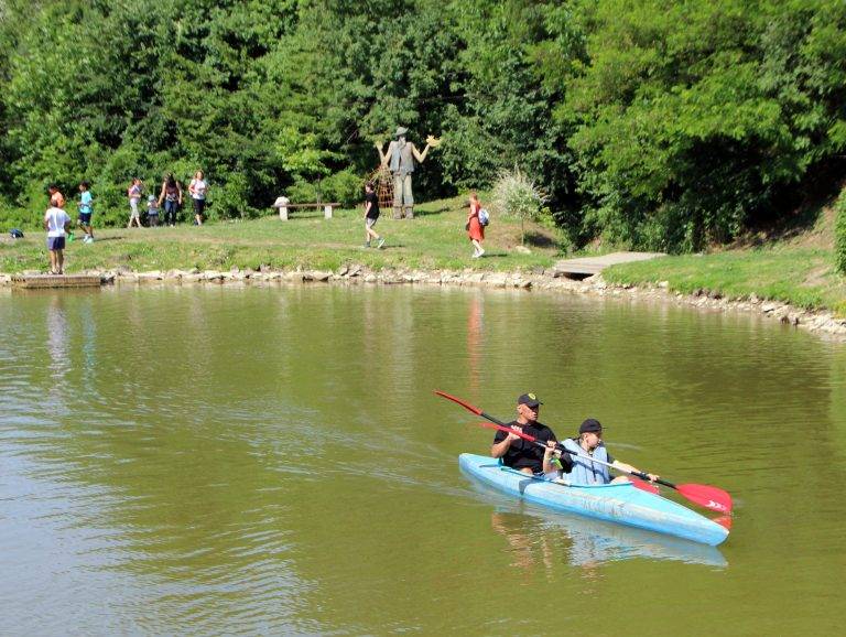 За по-малко от час Мартин улови  45 риби на езерото в Ксилифор