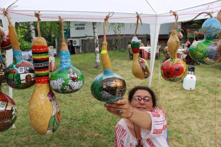 1500 самодейци пяха и танцуваха “Насред мегдана в Арбанаси”