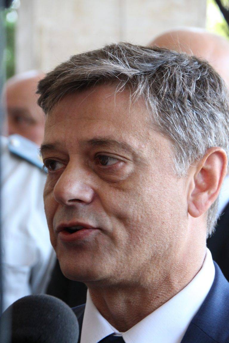 Горещи новини | Ген. Константин Попов, председател на комисията по отбрана в парламента:  “Ситуацията в Пловдив е странна, загинаха  хора, които се готвят да спасяват други хора”