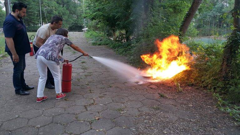 Областна администрация Велико Търново проведе ежегоден планов инструктаж и обучение по пожарна безопасност