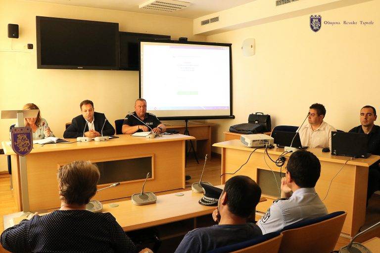 Общество | Уеб портал свързва хотелите във Велико Търново с Общината и МВР