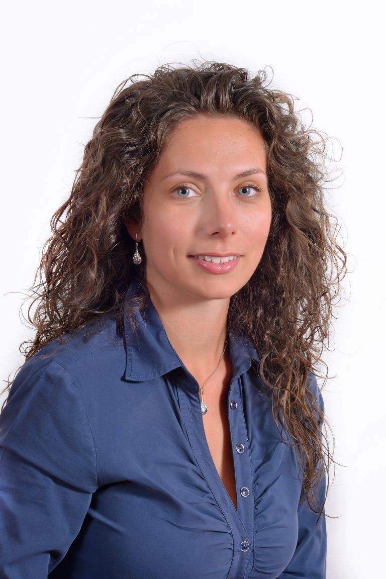 Пари и власт | Габриела Шилкова е новият областен лидер на Младежкото обединение в БСП