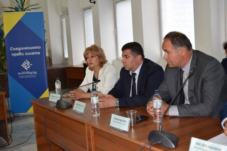 Областният управител участва в заседанието на Северен централен район в Габрово