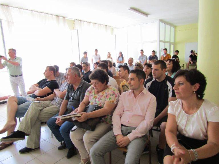 В Свищовската гимназия „Алеко Константинов“ се проведе заключителен семинар по проект от програма Еразъм+