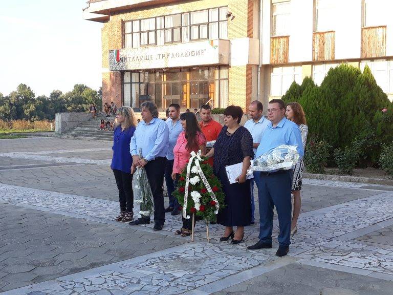 150 г. от преминаването на четата на Хаджи Димитър и Стефан Караджа отбелязаха в две свищовски села