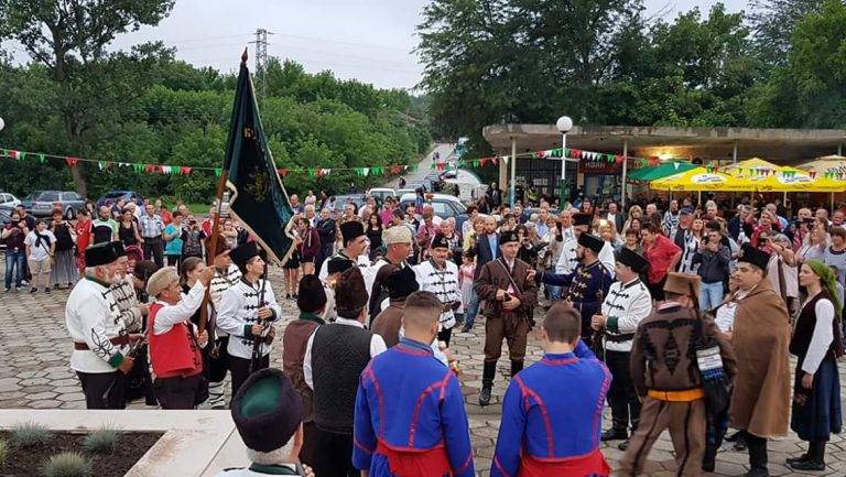 150 г. от преминаването на четата на Хаджи Димитър и Стефан Караджа отбелязаха в две свищовски села