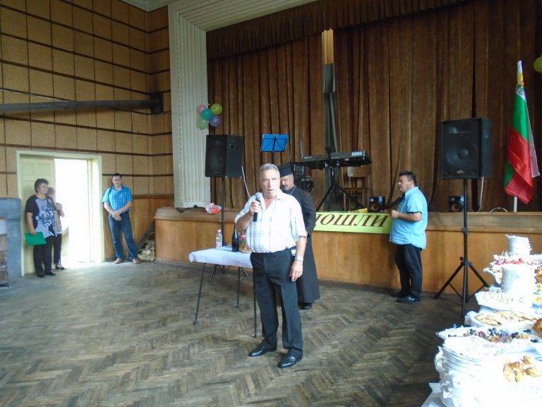 Певицата Доника Венкова дойде на земляческа среща в Горско Калугерово