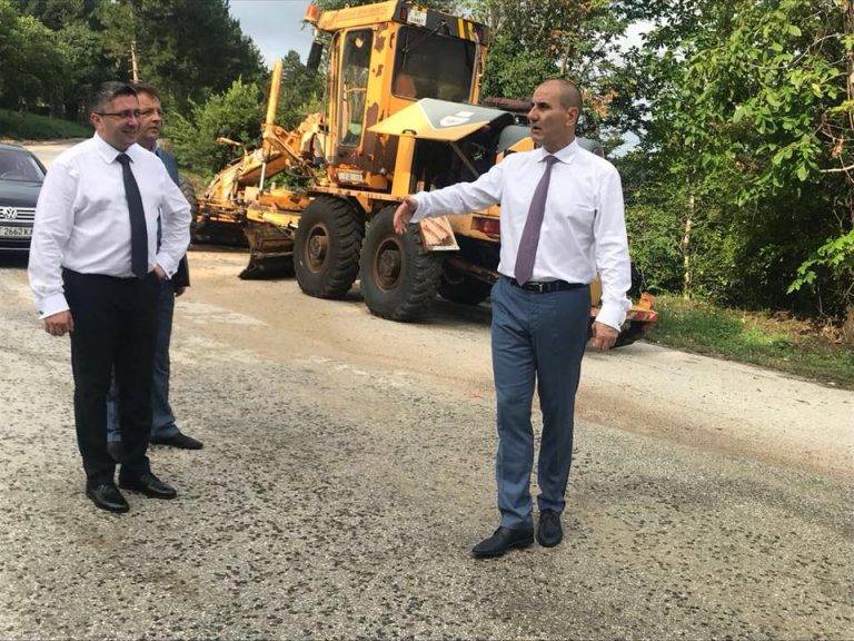 Пари и власт | Цветан Цветанов инспектира ремонта на пътя Велико Търново – Арбанаси – Горна  Оряховица и на моста при Шемшево