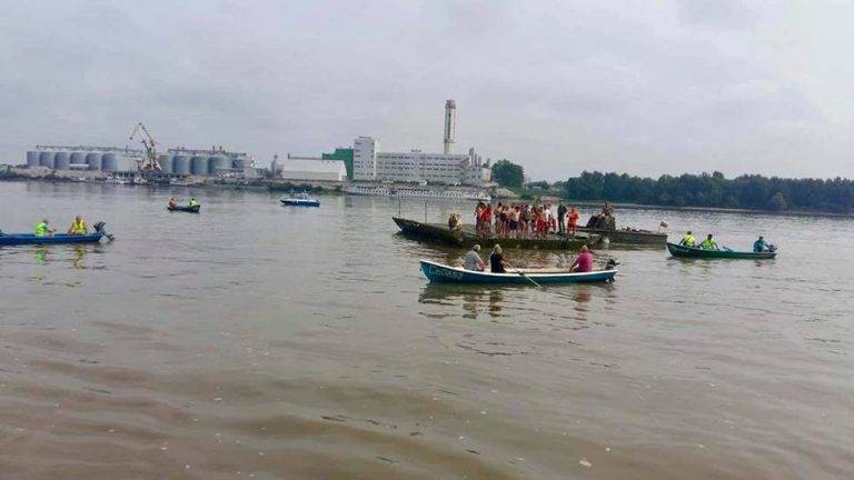 Народният представител Станислава Стоянова откри масово преплуване на Дунав при Свищов
