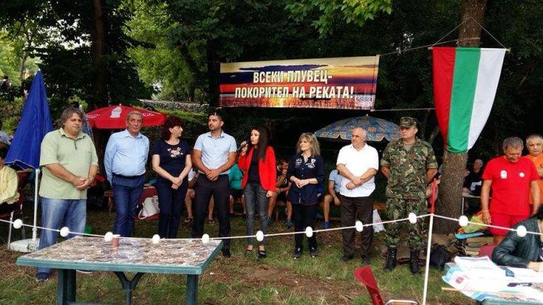 Народният представител Станислава Стоянова откри масово преплуване на Дунав при Свищов