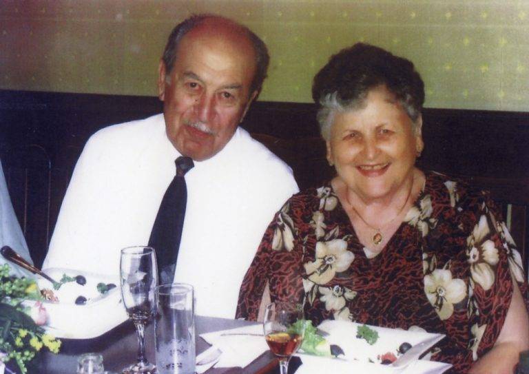 Общество | Шербетов старши залюбил Надя по снимка,  фамилията празнува 65 г. семейно щастие