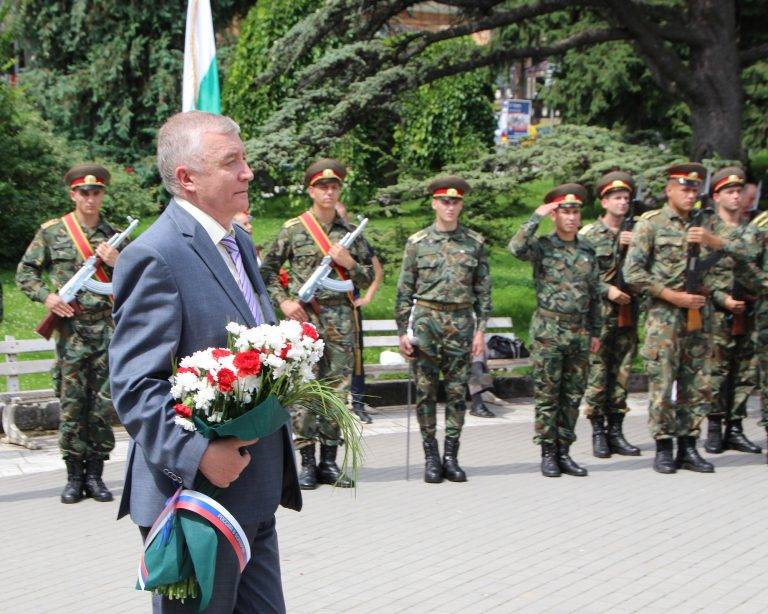 Велико Търново отбелязва 141 години от своето Освобождение