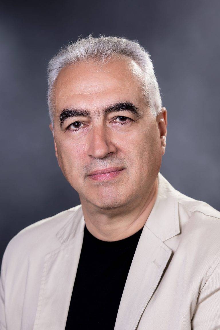 Пари и власт | Арх. Юрий Любомирски: “От нас зависи дали новият център ще наподобява Манхатън или Лондонското сити, или ще има визия с човешки измерения”