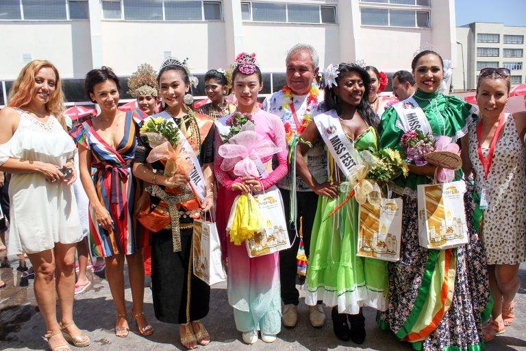 Горещи новини | Модел от Малайзия  стана “Мис Фестивал”