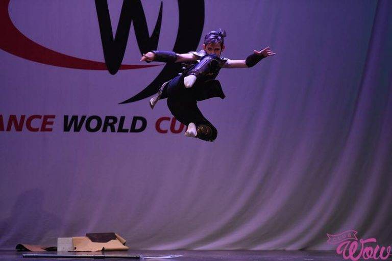 Култура | Солистът на балет “Калина”  Денислав Иванов стана седми в света