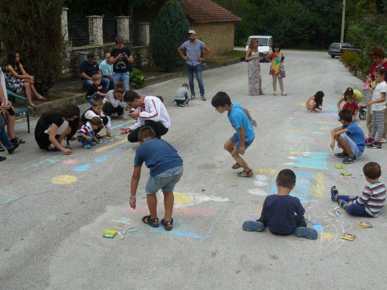 Празникът „Ваканция на село” донесе  много забавления на децата в Нацовци