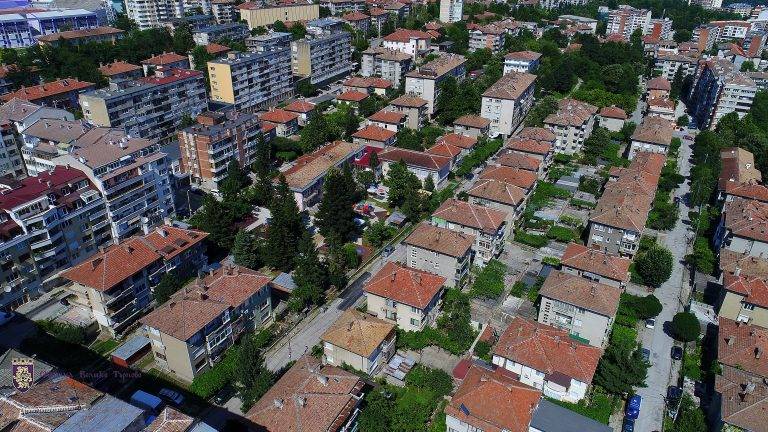 Общество | Улица „Юрий Гагарин“ ще бъде цялостно преасфалтирана