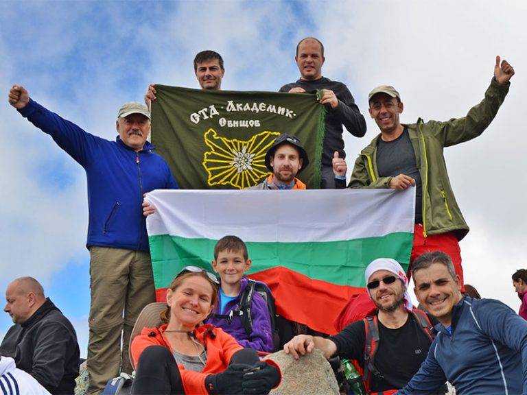 Свищов | Свищовски туристи изкачиха най-високия връх на Полша