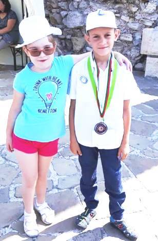 Култура | Първокласник от СУ “Вл. Комаров” е бронзов медалист от “Математика без граници”