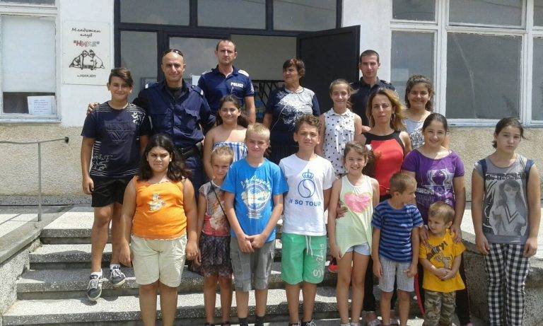 Служители от ОДМВР се включват активно в Детската лятна полицейска академия