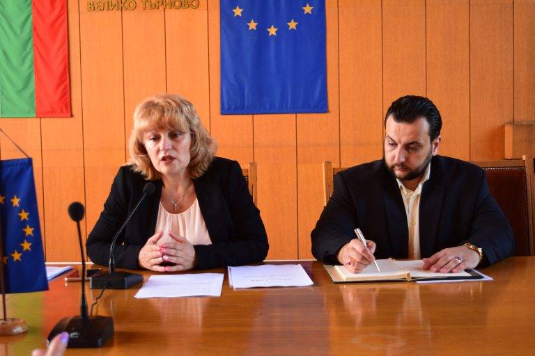 Пари и власт | Обсъждаха проекта на Концепция на Закона за социалните услуги