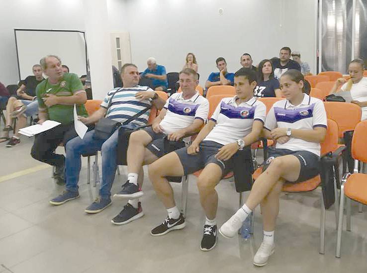 Спорт | Етърки стартират сезона  с гостуване във Варна