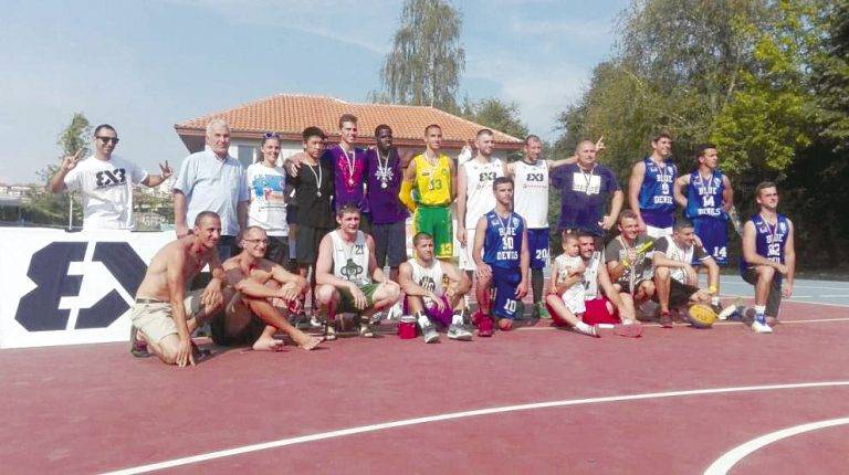 Спорт | Отборът на ВТУ спечели  турнир по стрийтбол в Дряново