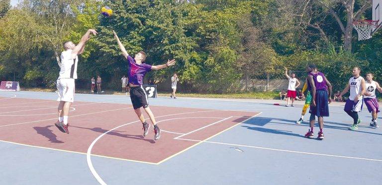 Отборът на ВТУ спечели  турнир по стрийтбол в Дряново