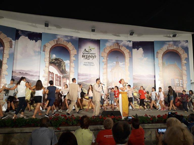 “Мистерията на българските гласове” с концерт в село Царевец