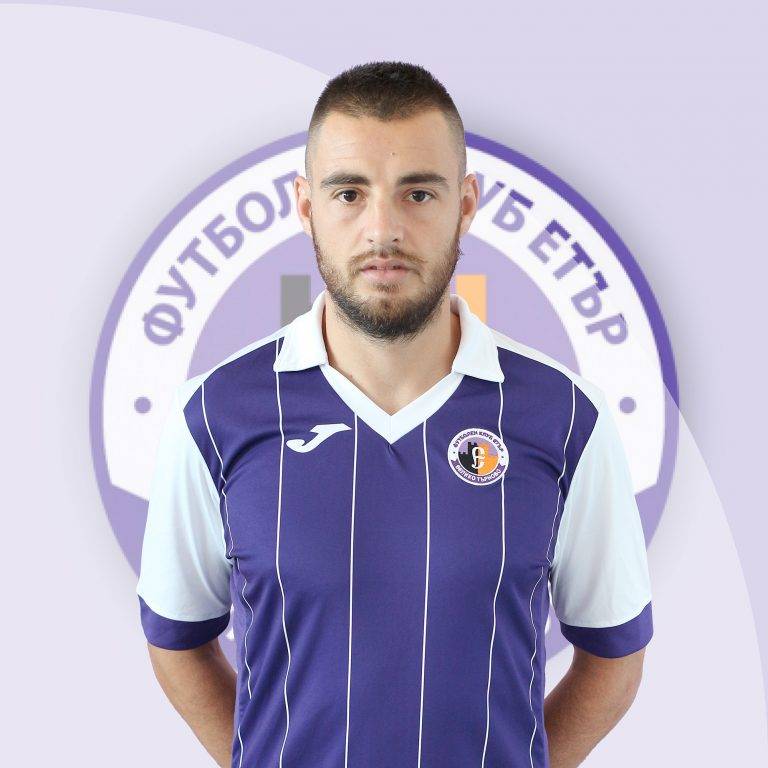 Спорт | Яни Пехливанов аут чак до зимата