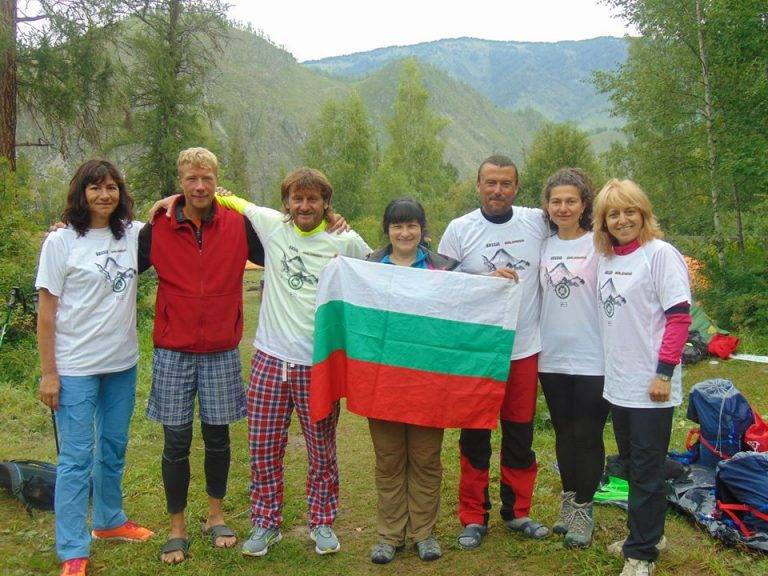 “Оставаха ни 300 м до Белуха в Алтай, но върхът не пожела да ни допусне”, разказва Йордан Грозданов