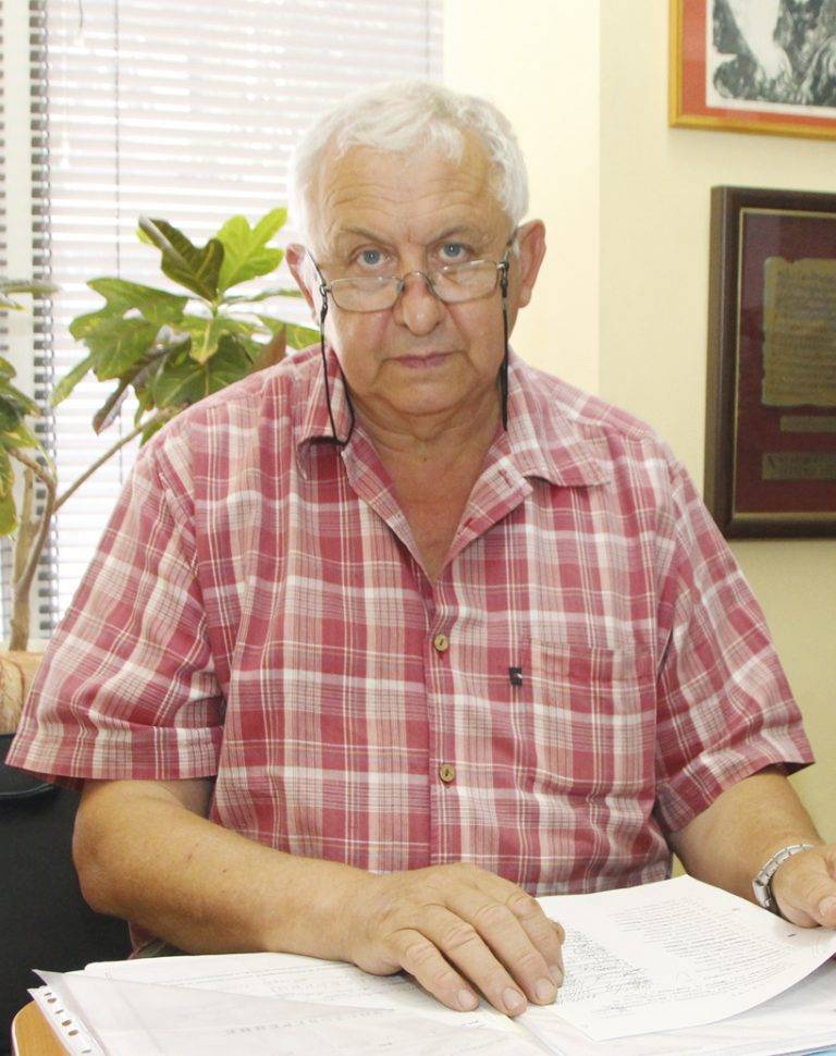 Общество | Бивш шеф на разграбената кооперация  в Миндя кани Цецка Цачева за адвокат