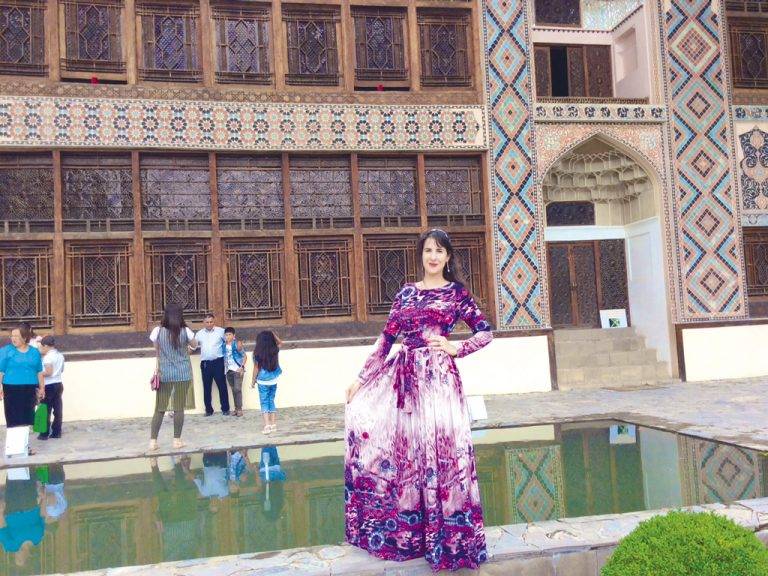 Приказен Азербайджан спечели сърцето на  пътешественичката Зорница Господинова