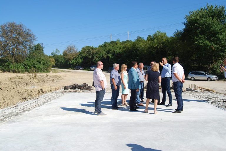 Мостът в Шемшево ще бъде пуснат за 15 септември, съобщи Цветан Цветанов