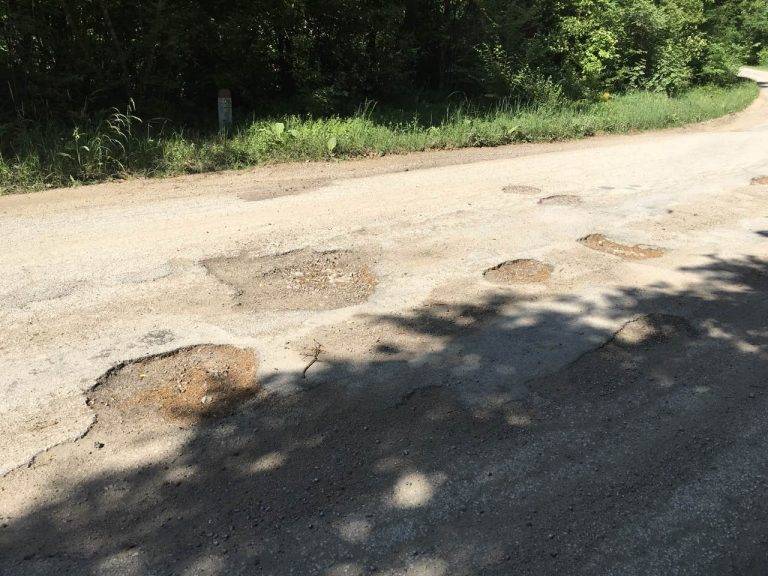 Недоволни шофьори  от Буковец и Керека  готвят протест