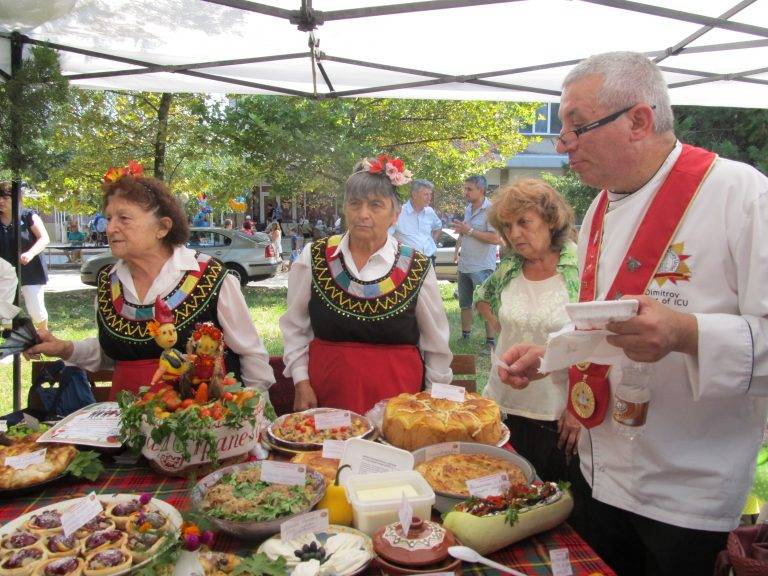 214 гозби сготвиха за Десети път във фестивала „Пъстра трапеза в Джулюница”