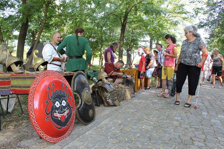 С демонстрации на антични игри започна римският фестивал  „Нике – играта на победата“