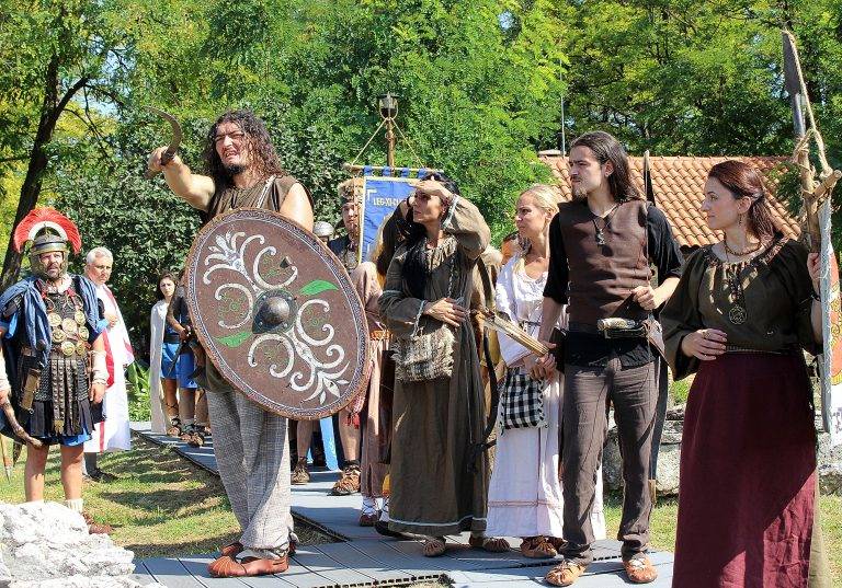 С демонстрации на антични игри започна римският фестивал  „Нике – играта на победата“