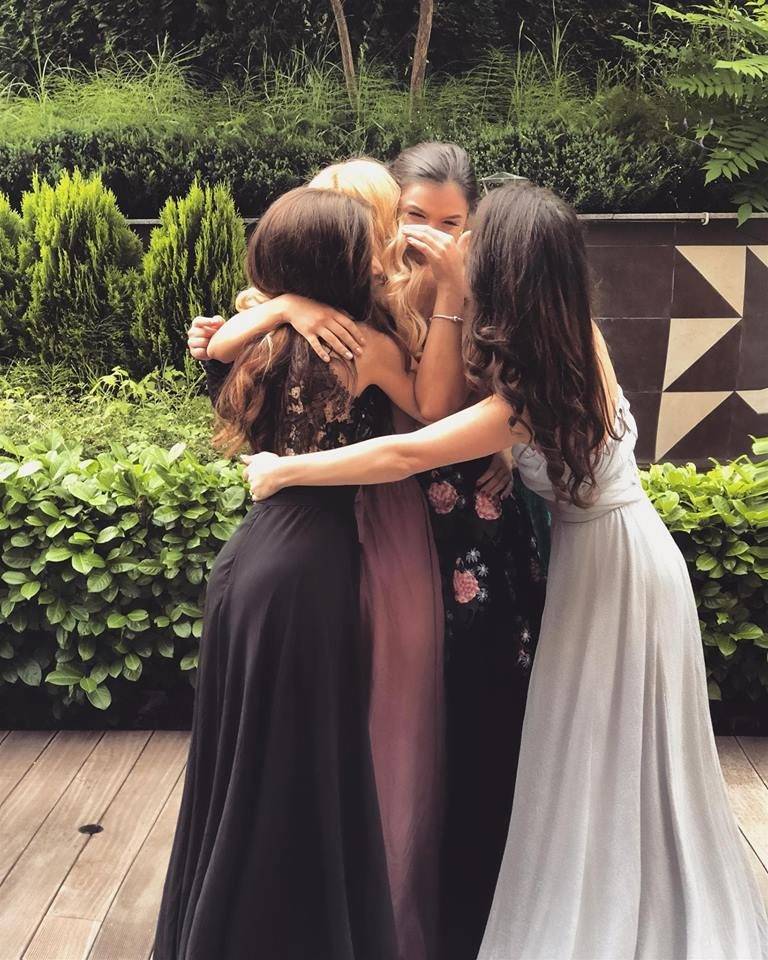 Общество | Мегз коронова търновката Ивомила Петкова за новата InstaQueen на България