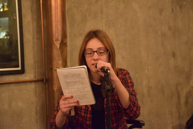 Поетите от клуб “Отвъд кориците” гостуват във В. Търново