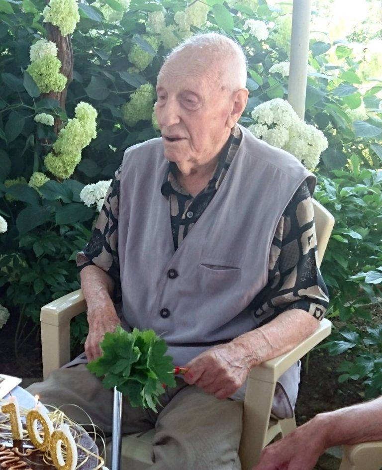 Общество | Отиде си 101-годишният Косьо Яламов