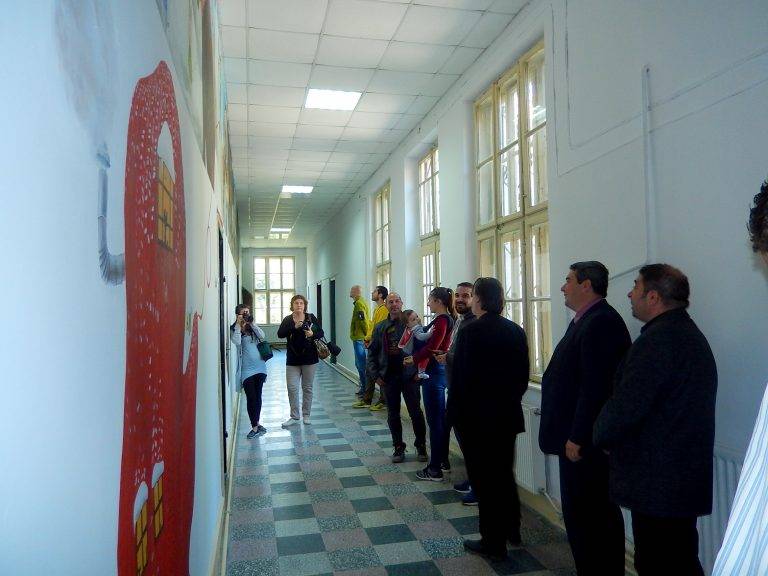 30-метров стенопис украси училището в Първомайци